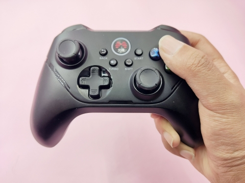 游戏机手柄中的霍尔IC应用原理